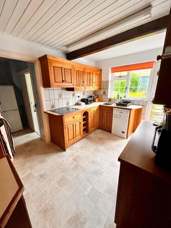 The Snuggery Cottage Тонтон Екстер'єр фото