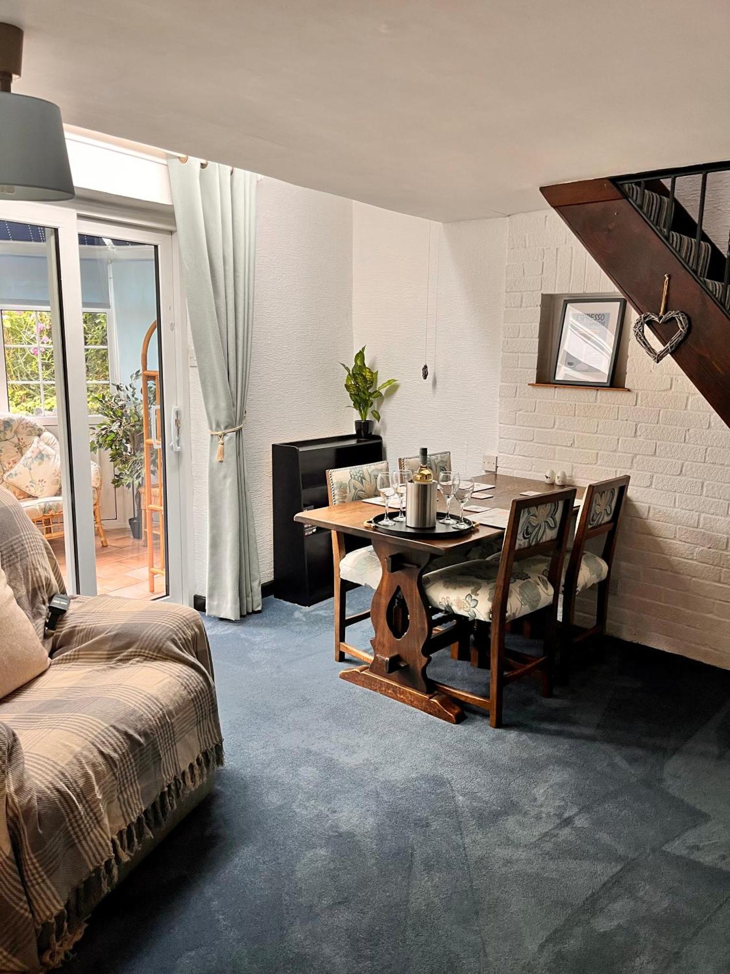 The Snuggery Cottage Тонтон Екстер'єр фото